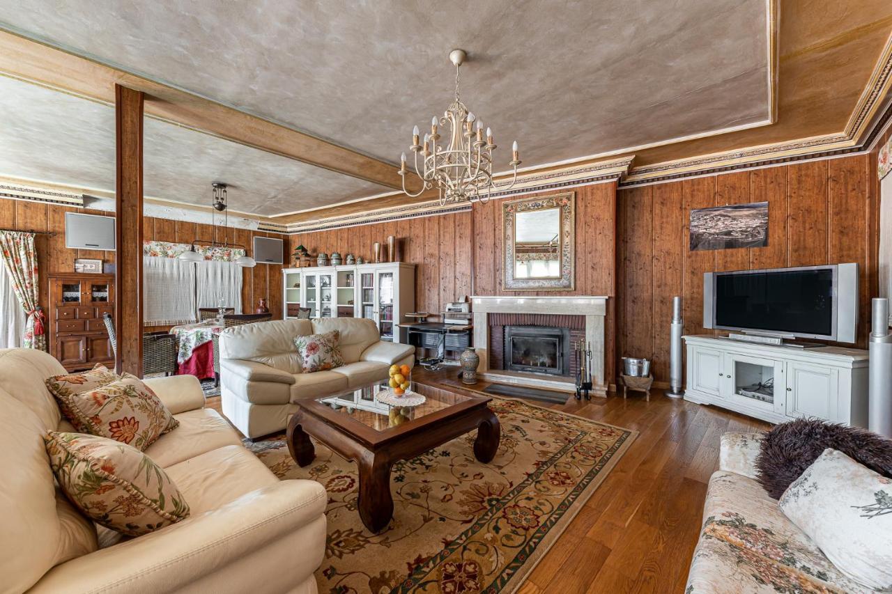 Waou Deluxe Cottage Titulcia ภายนอก รูปภาพ