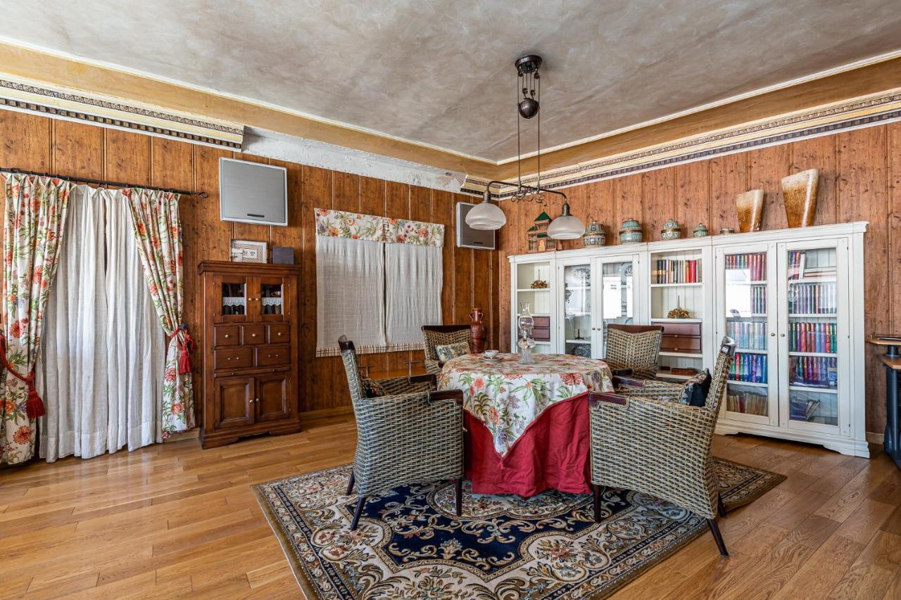 Waou Deluxe Cottage Titulcia ภายนอก รูปภาพ