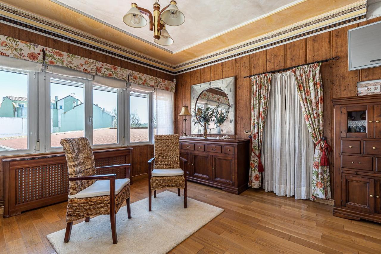 Waou Deluxe Cottage Titulcia ภายนอก รูปภาพ